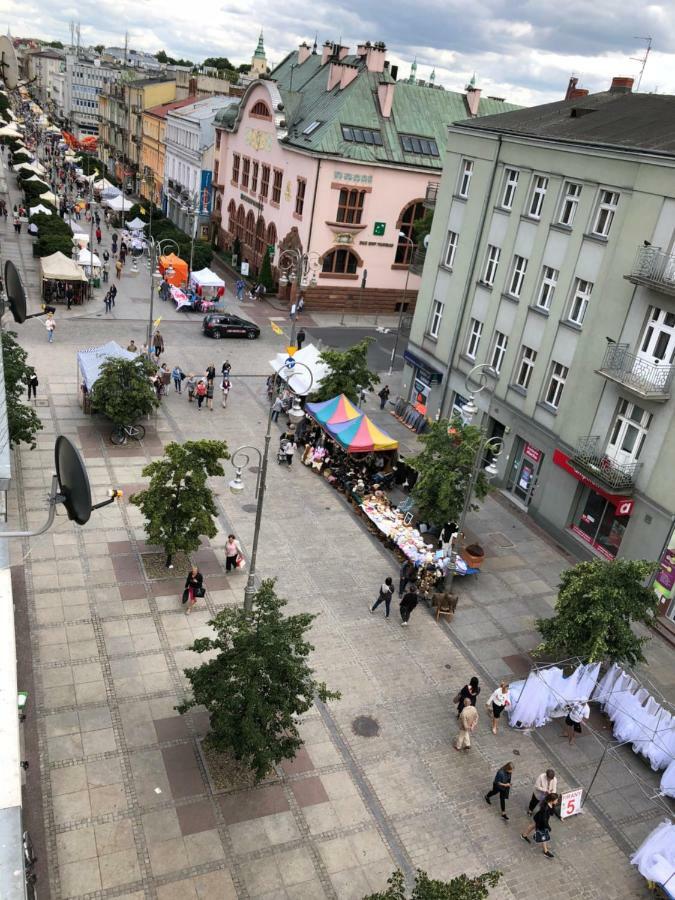 Family & Business Sauna Apartments Paderewskiego Sienkiewicza No2 Centrum Downtown - 2 Bedroom With Private Sauna, Bath With Hydromassage, Parking Кельце Экстерьер фото