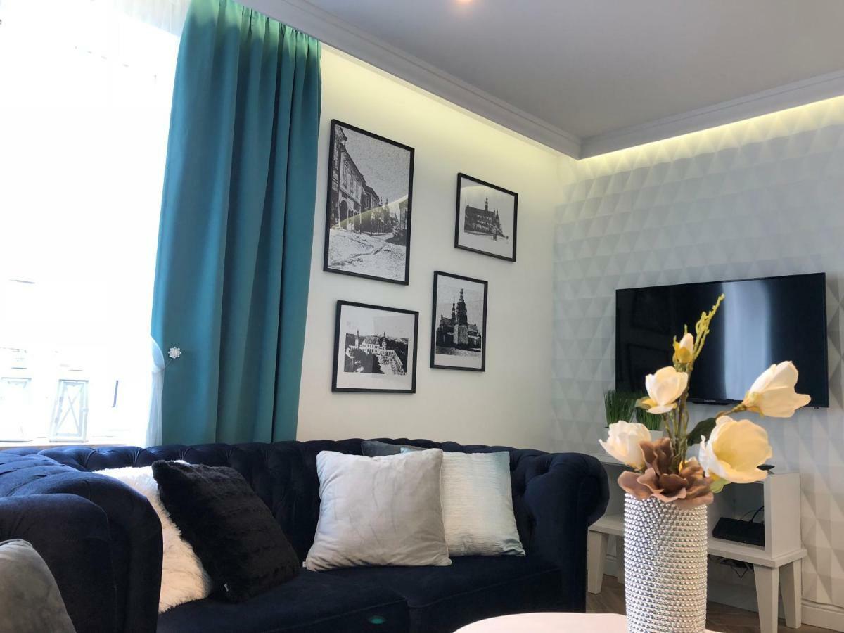 Family & Business Sauna Apartments Paderewskiego Sienkiewicza No2 Centrum Downtown - 2 Bedroom With Private Sauna, Bath With Hydromassage, Parking Кельце Экстерьер фото